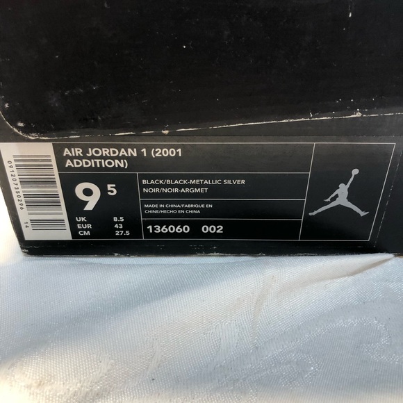 Air Jordan 1 (2001) Black /Silver Size 9.5 Men’s 12 Women’s 136060 002 - Picture 2 of 15